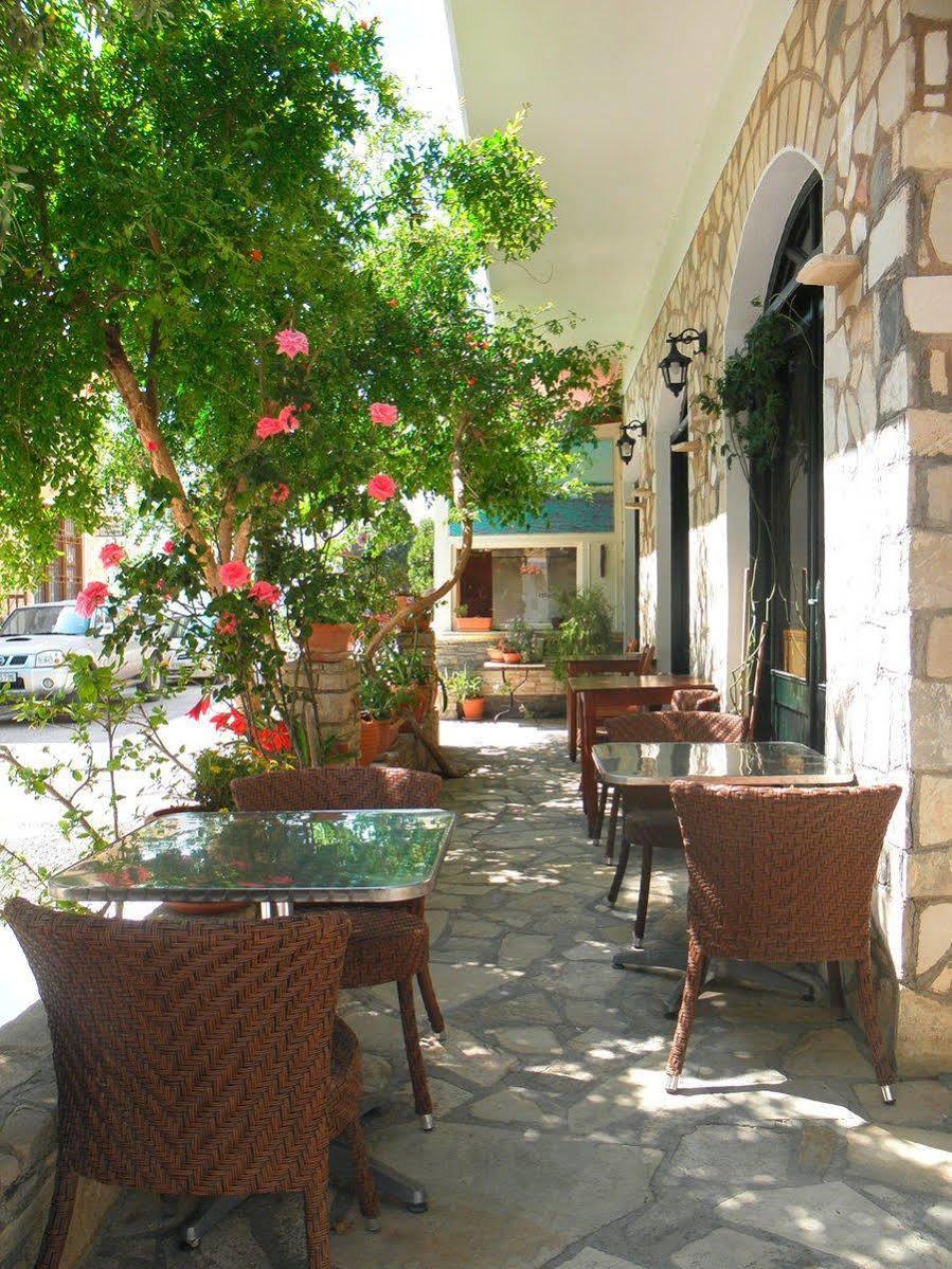 Hotel Venetia Ireo  Dış mekan fotoğraf
