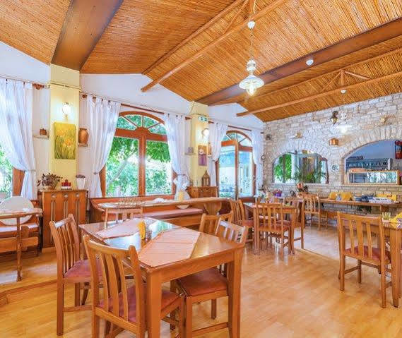 Hotel Venetia Ireo  Dış mekan fotoğraf